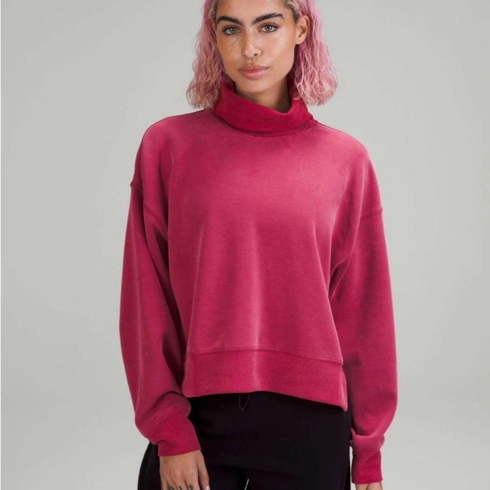 Lululemon Softstreme Turtle Neck Pull Over